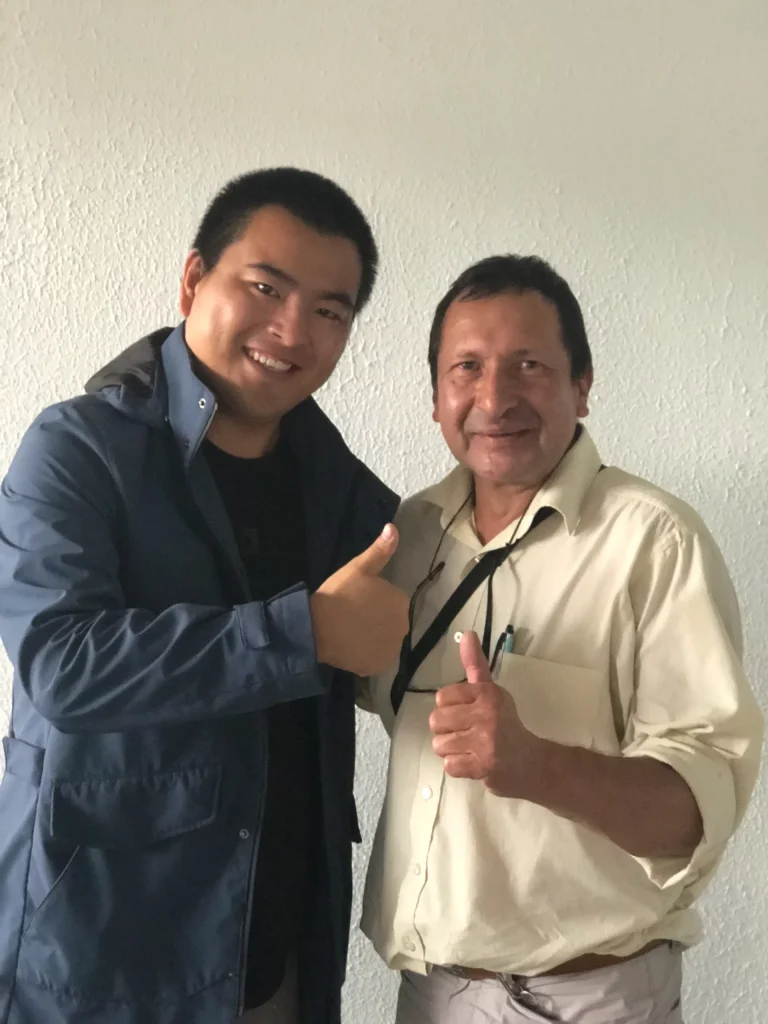 Akicare meeting an ultrasound equipment customer at their office