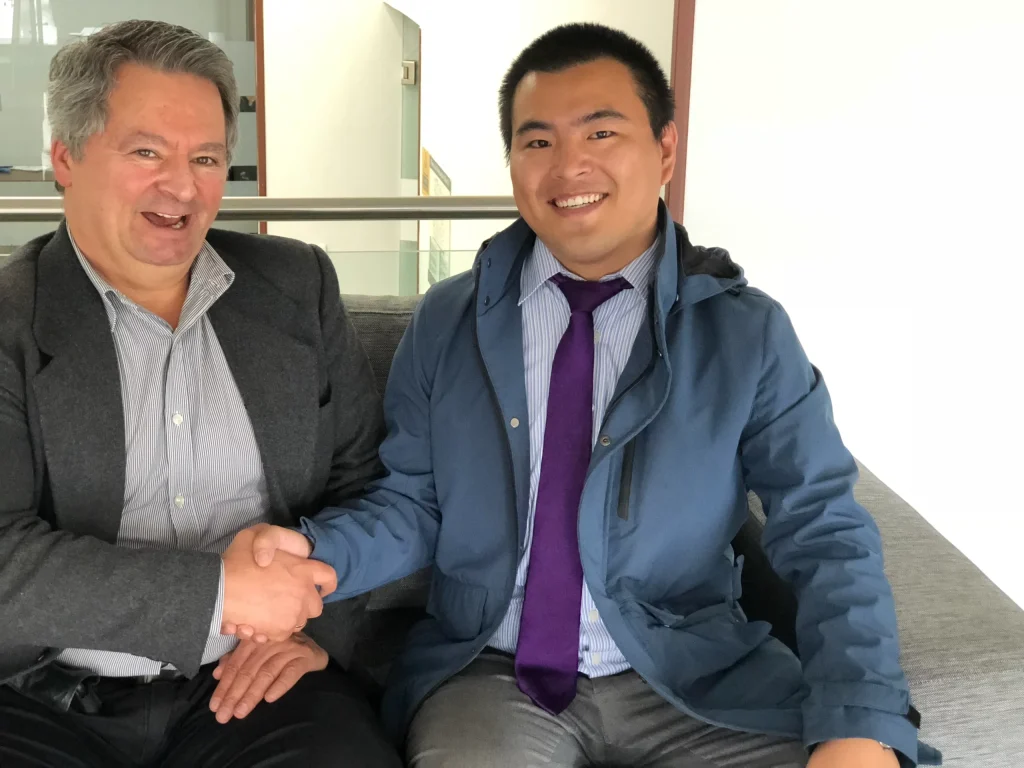 Akicare meeting an ultrasound equipment customer at their office