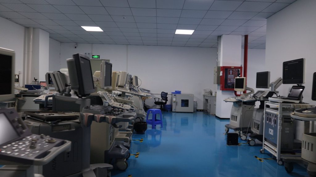 Ultrasound machines used to verify probes after repair
