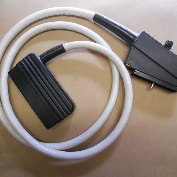 acuson-l312-ultrasound-probe-1ce429ea7b.jpg Siemens (Acuson) L312 ultrasound probe - representative image