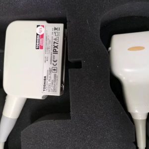 toshiba-plu-704bt-11l4-ultrasound-probe-2239057caa.jpg Toshiba PLU-704BT (11L4) ultrasound probe - representative image